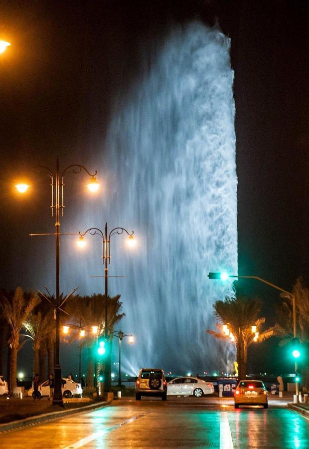 Ebreez فندق